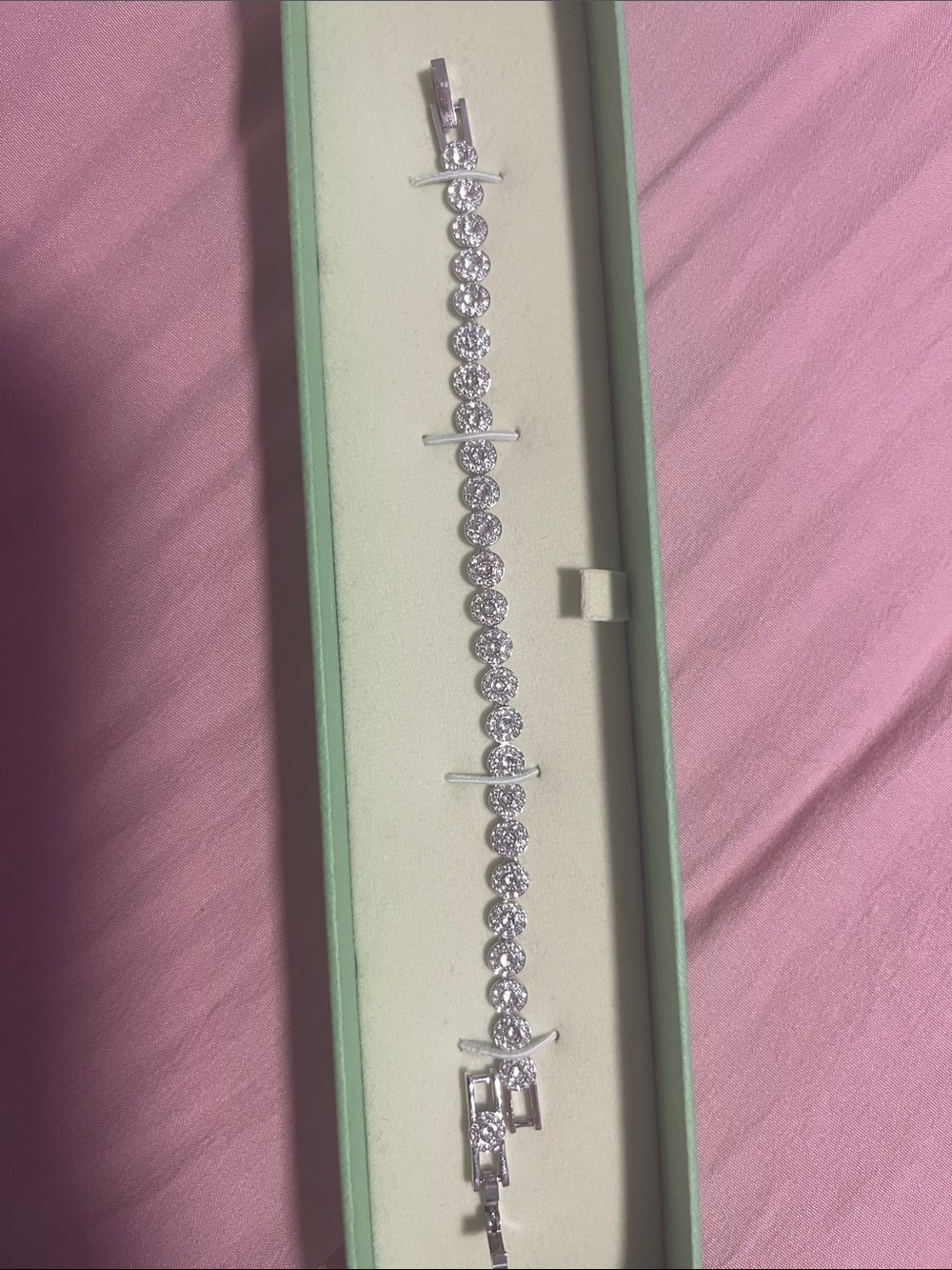 ✨ Authentic Swarovski Round Cut Crystal Tennis Bracelet ✨